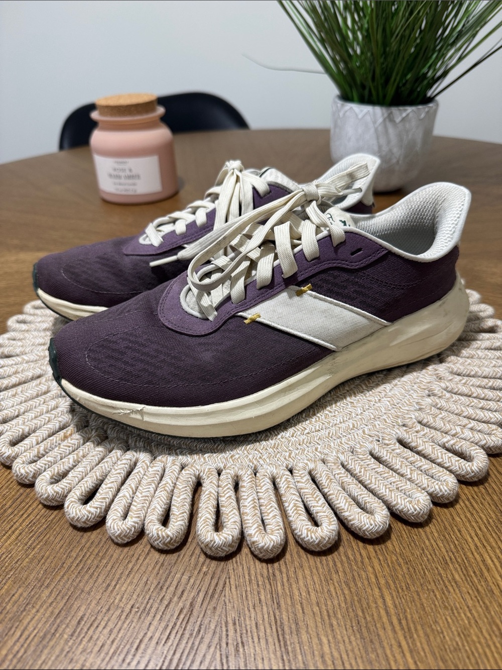 Tracksmith mens 7.5 purple mesh upper running shoes